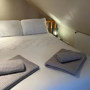 Two Storey Annex , Cottenham United Kingdom